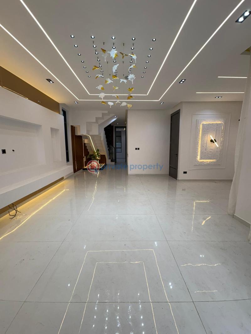 5 bedroom Detached Duplex For Sale Chevron Drive Lekki Lagos - 4