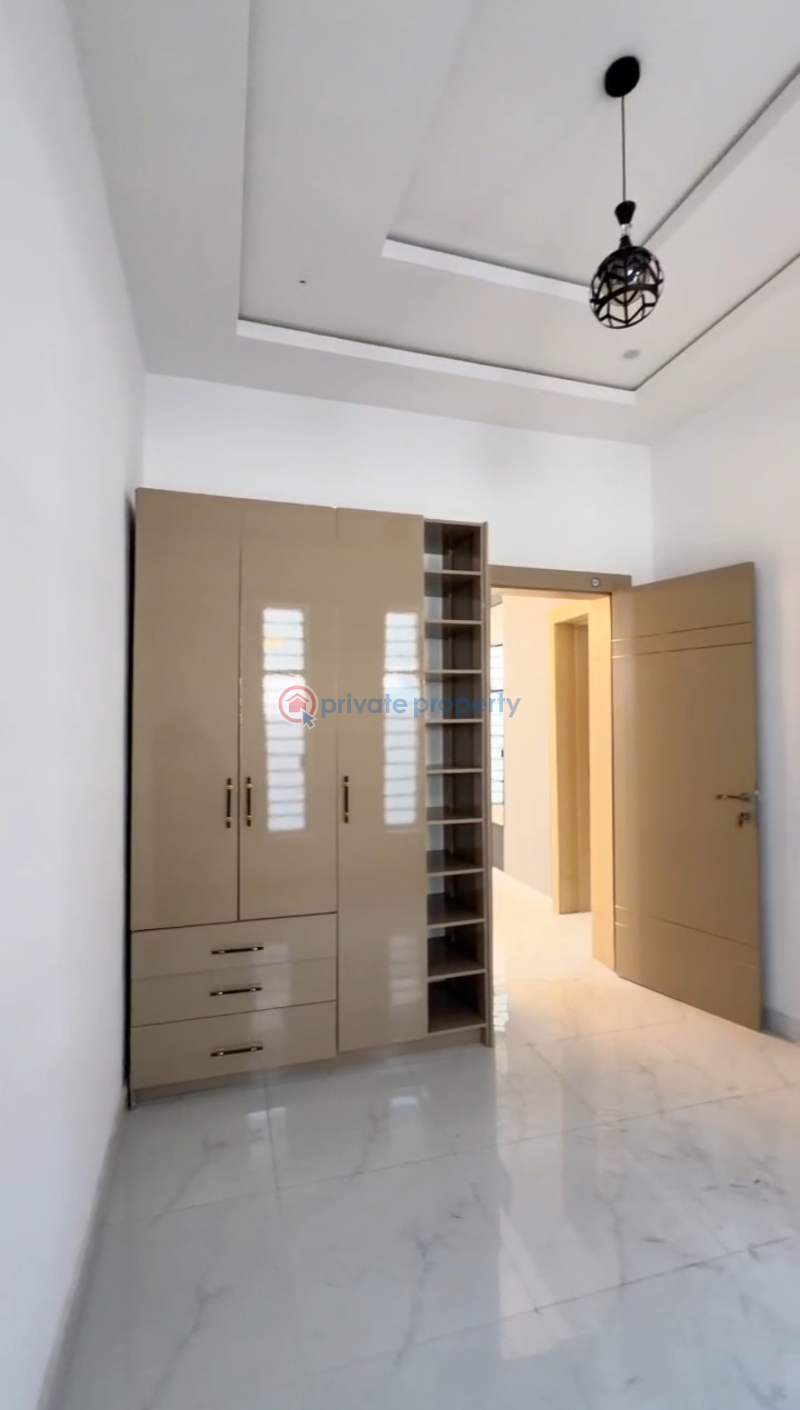 5 bedroom Detached Duplex For Sale Omole Phase 1 Ojodu Lagos - 18