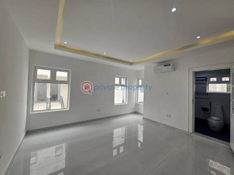 5 bedroom Detached Duplex For Sale Banana Island Ikoyi Lagos - 13