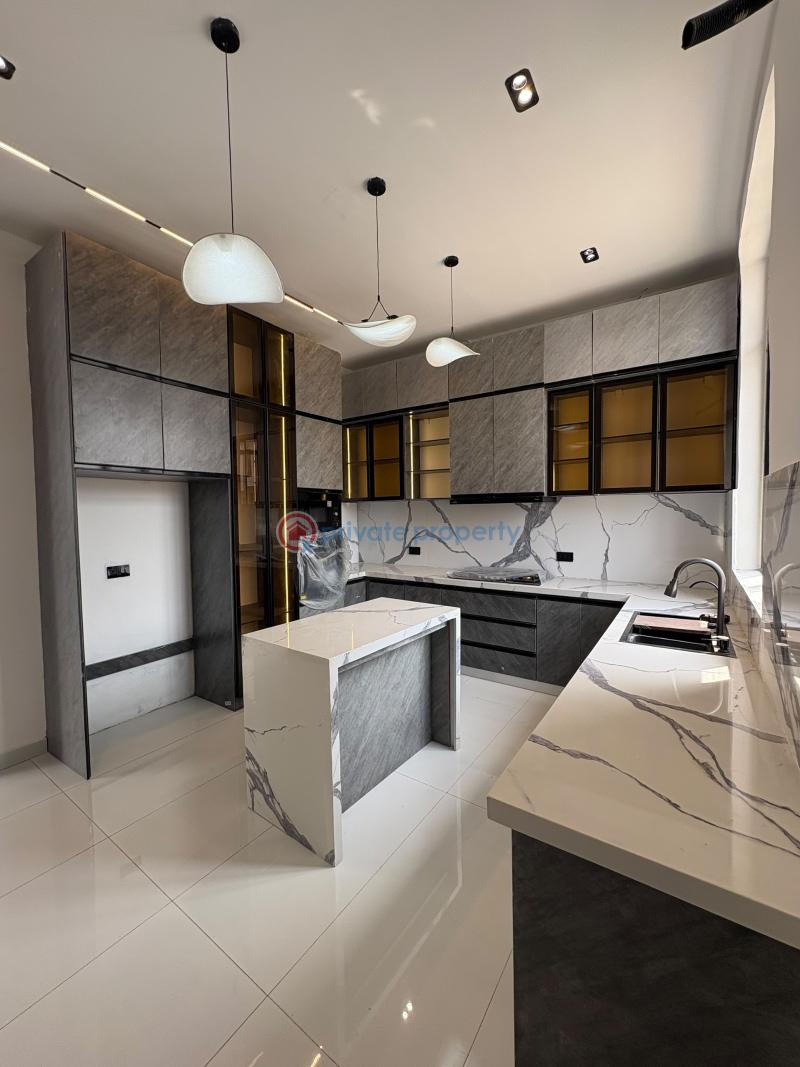5 bedroom Detached Duplex For Sale Chevron Drive Lekki Lagos - 10