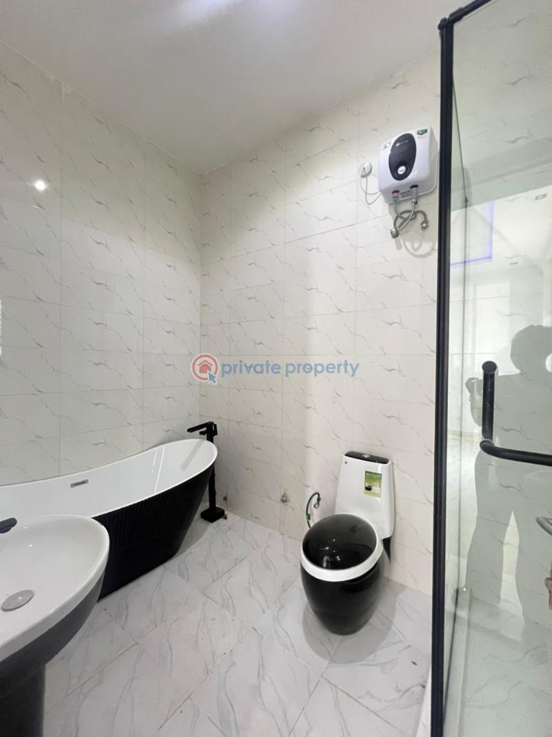 Brand new 5 bedroom fully detached duplex with bq - 6 5 bedroom Detached Duplex For Sale Orchid Lafiaji Lekki Lagos - 6