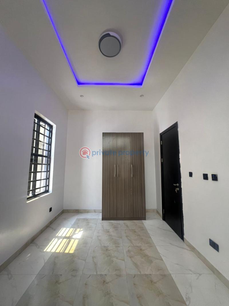 Brand new 5 bedroom fully detached duplex with bq - 8 5 bedroom Detached Duplex For Sale Orchid Lafiaji Lekki Lagos - 8