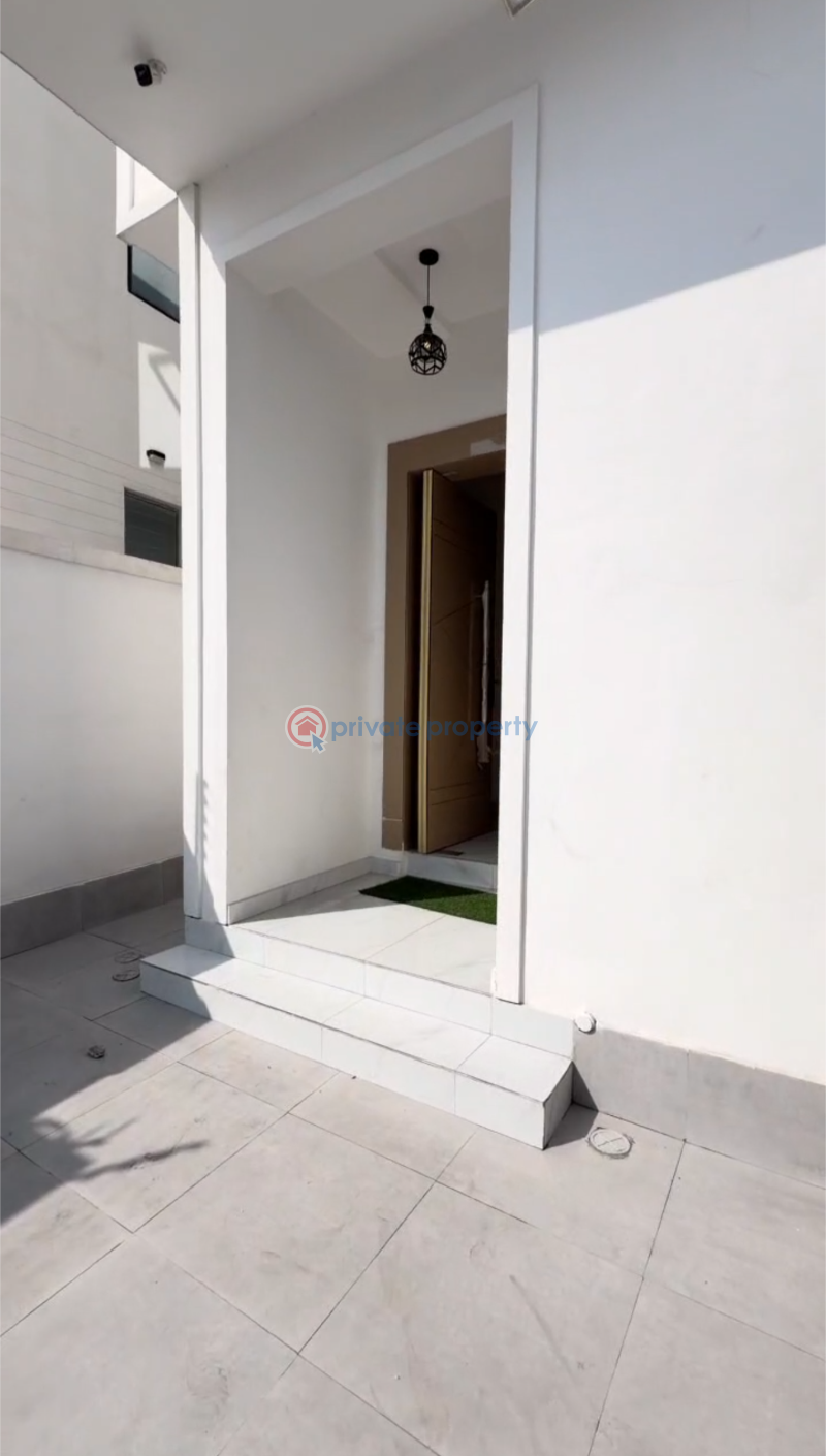 5 bedroom Detached Duplex For Sale Omole Phase 1 Ojodu Lagos - 4