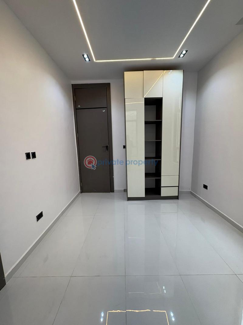 5 bedroom Detached Duplex For Sale Chevron Drive Lekki Lagos - 9