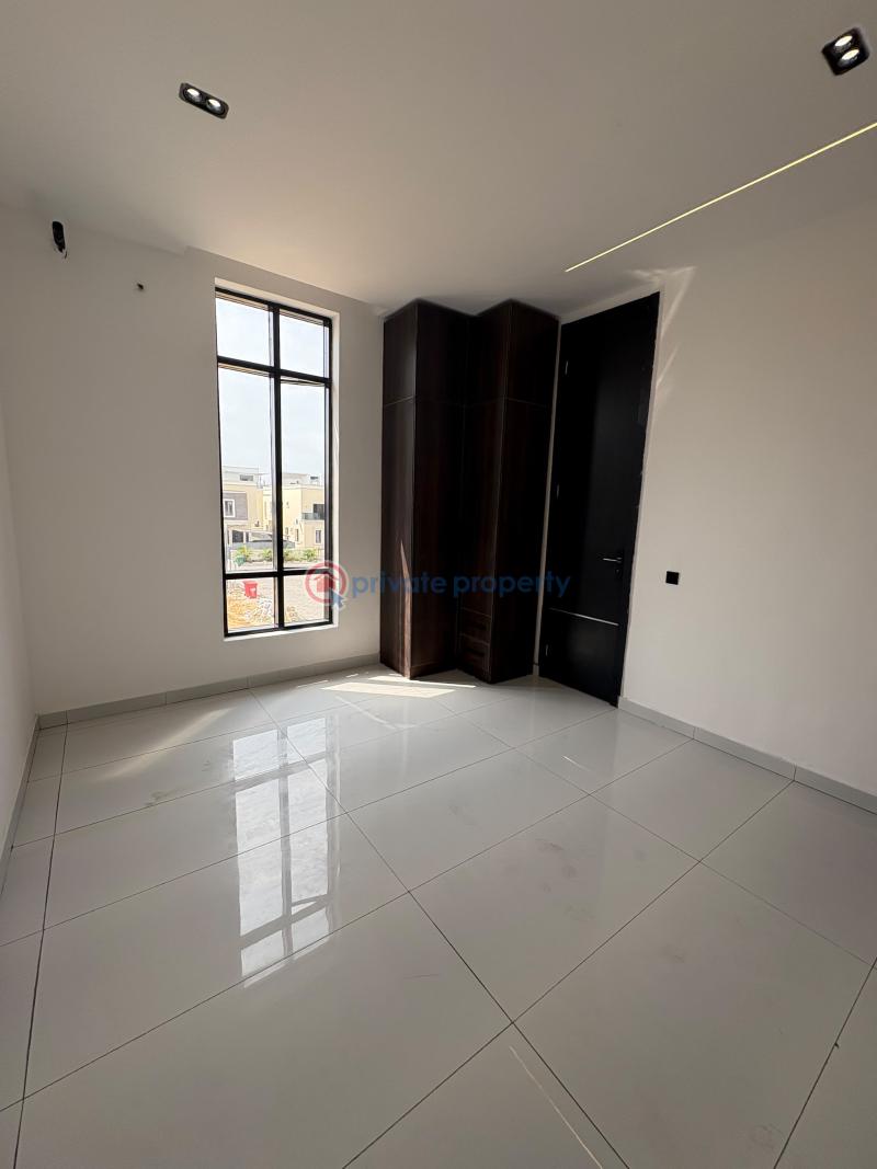 5 bedroom Detached Duplex For Sale Chevron Drive Lekki Lagos - 17