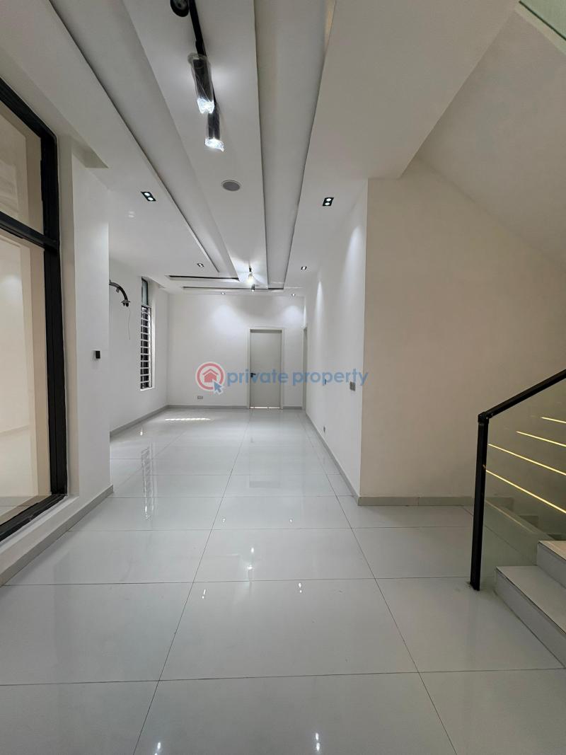 5 bedroom Detached Duplex For Sale Orchid Road, Lafiaji Lekki Lagos - 7