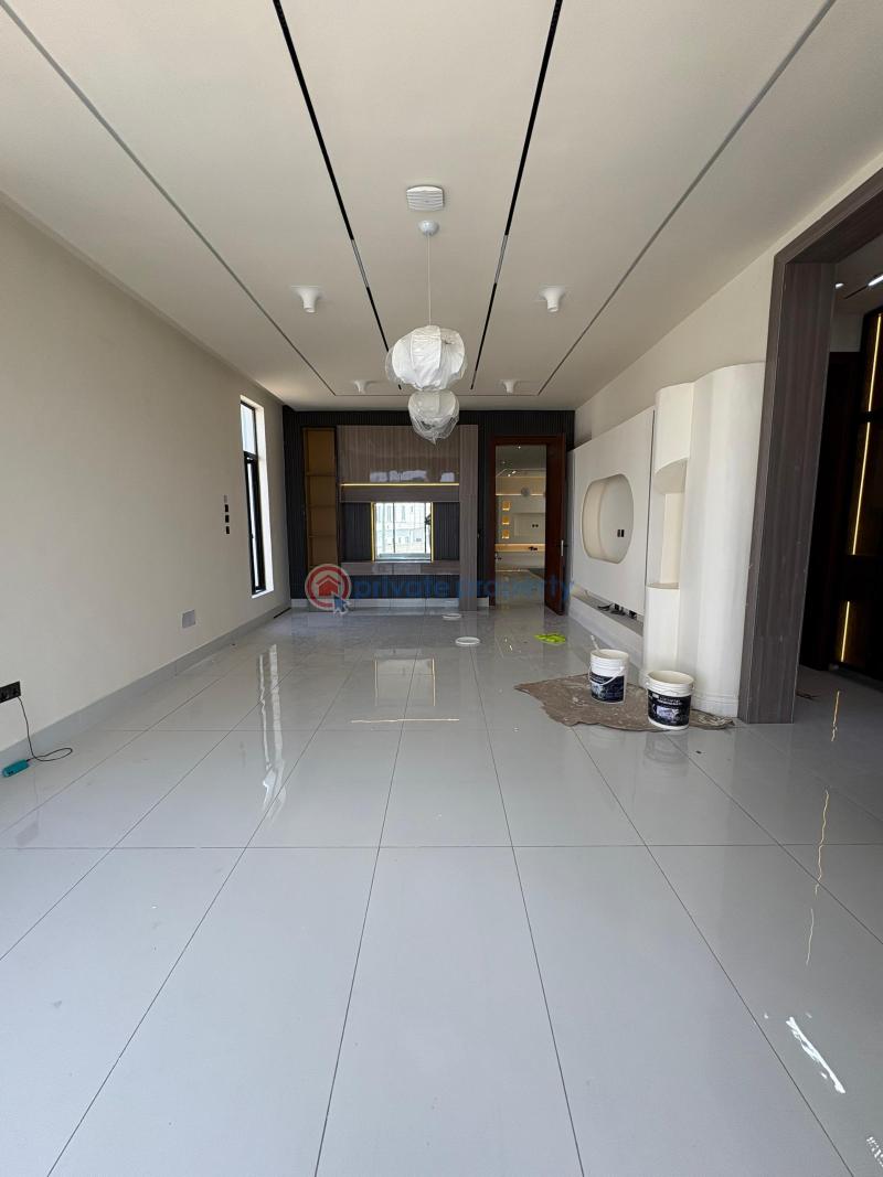 5 bedroom Detached Duplex For Sale Orchid Road, 2nd Tollgate, Lafiaji Lekki Lagos - 5