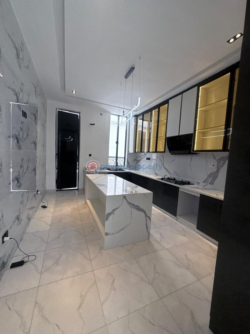 5 bedroom Detached Duplex For Sale Chevron Drive Lekki Lagos - 1
