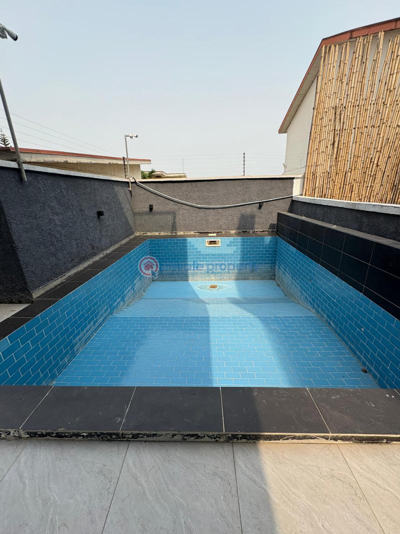 5 bedroom Detached Duplex For Sale Orchid Road, Lafiaji Lekki Lagos - 22