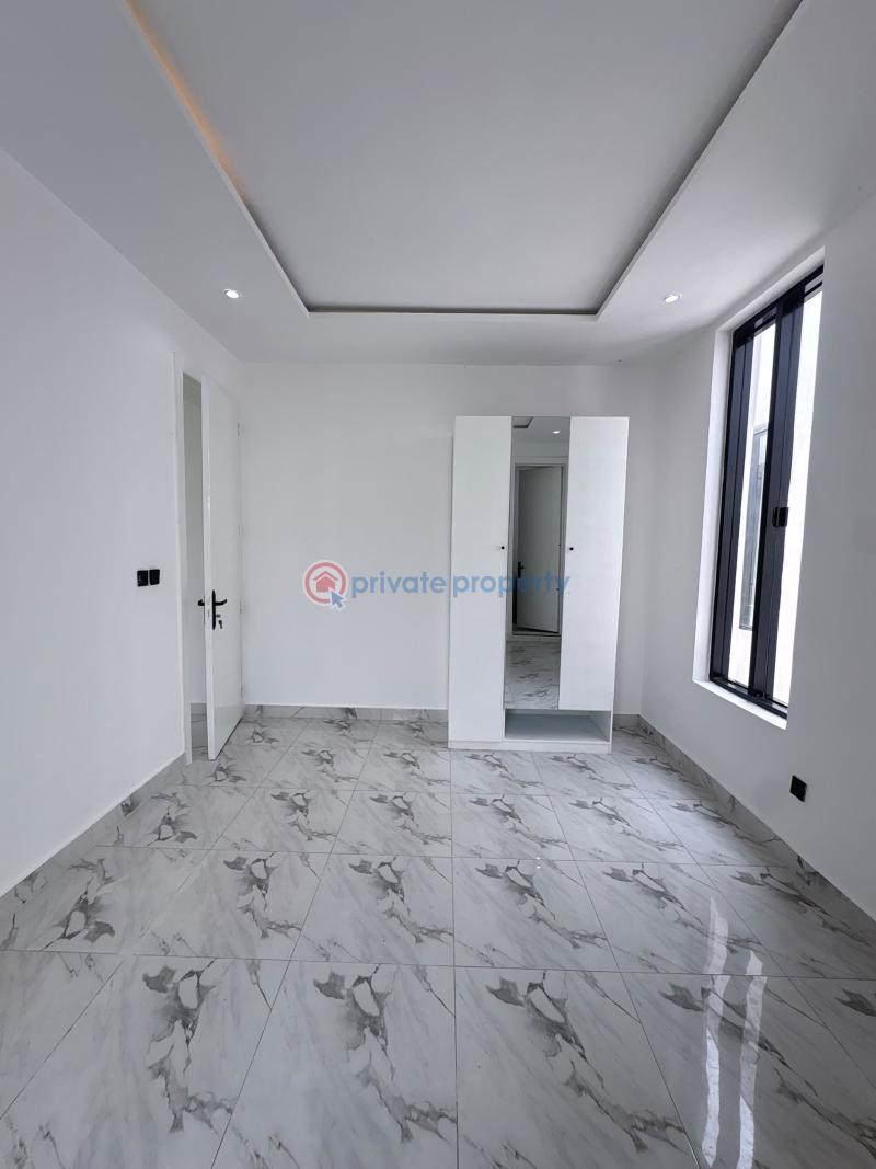 5 bedroom Detached Duplex For Sale Chevron Drive Lekki Lagos - 5