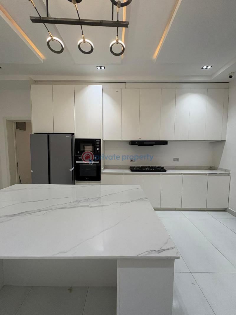 5 bedroom Detached Duplex For Sale Orchid Road, Lafiaji Lekki Lagos - 20
