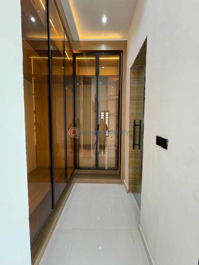 5 bedroom Detached Duplex For Sale Lekki County Estate Ikota Lekki Lagos - 5