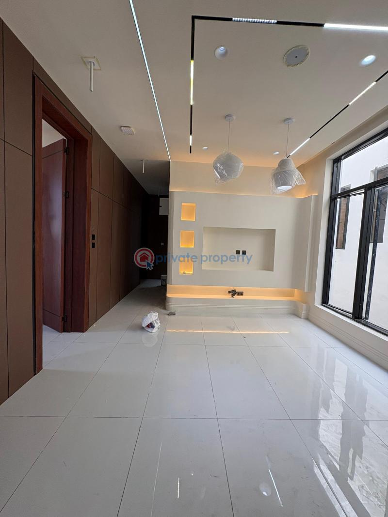 5 bedroom Detached Duplex For Sale Orchid Road, 2nd Tollgate, Lafiaji Lekki Lagos - 19