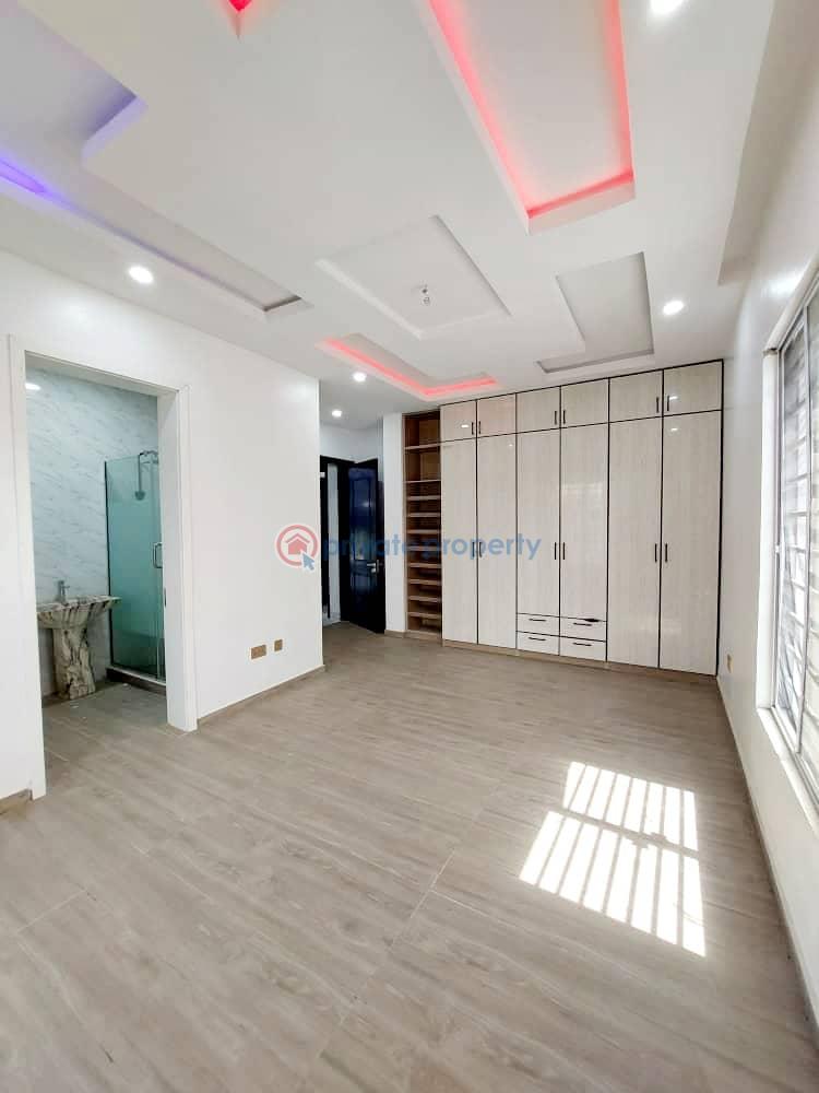 5 bedroom Duplex For Sale Osapa Lekki Lagos - 7