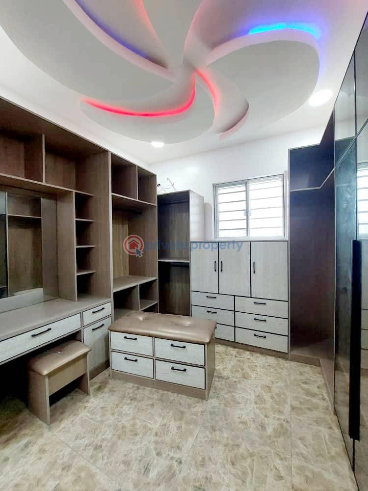 5 bedroom Duplex For Sale Osapa Lekki Lagos - 8