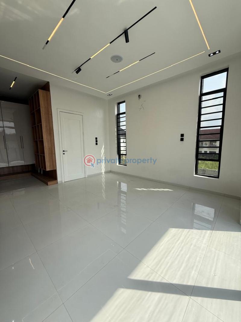 5 bedroom Detached Duplex For Sale Pennisula Garden Estate Ajah Ajah Lagos - 11