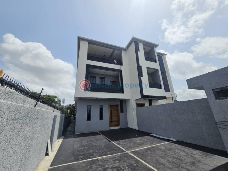 5 bedroom Semi detached Duplex For Sale Directly Off Admiralty Way Lekki Phase 1 Lagos - 0