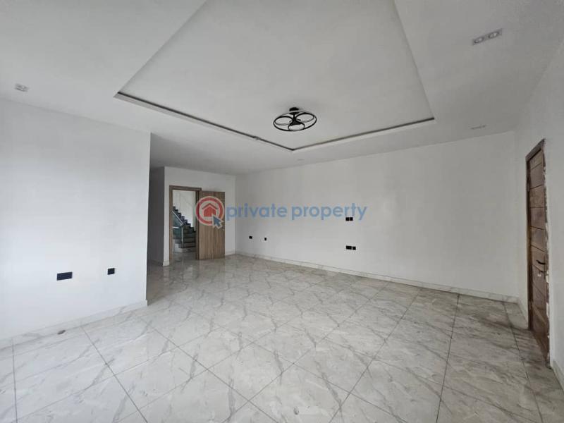 5 bedroom Semi detached Duplex For Sale Directly Off Admiralty Way Lekki Phase 1 Lagos - 18