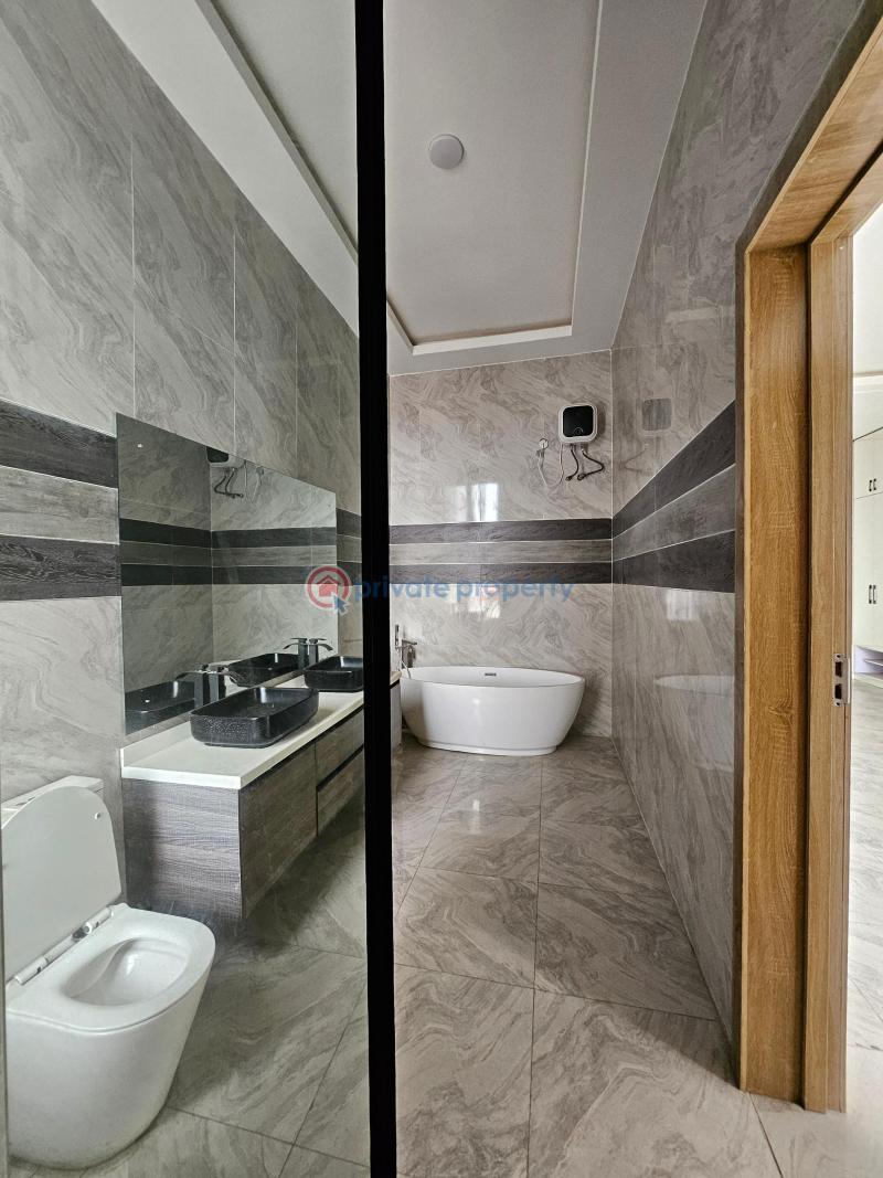 5 bedroom Semi detached Duplex For Sale Lekki Phase 1 Lagos - 2