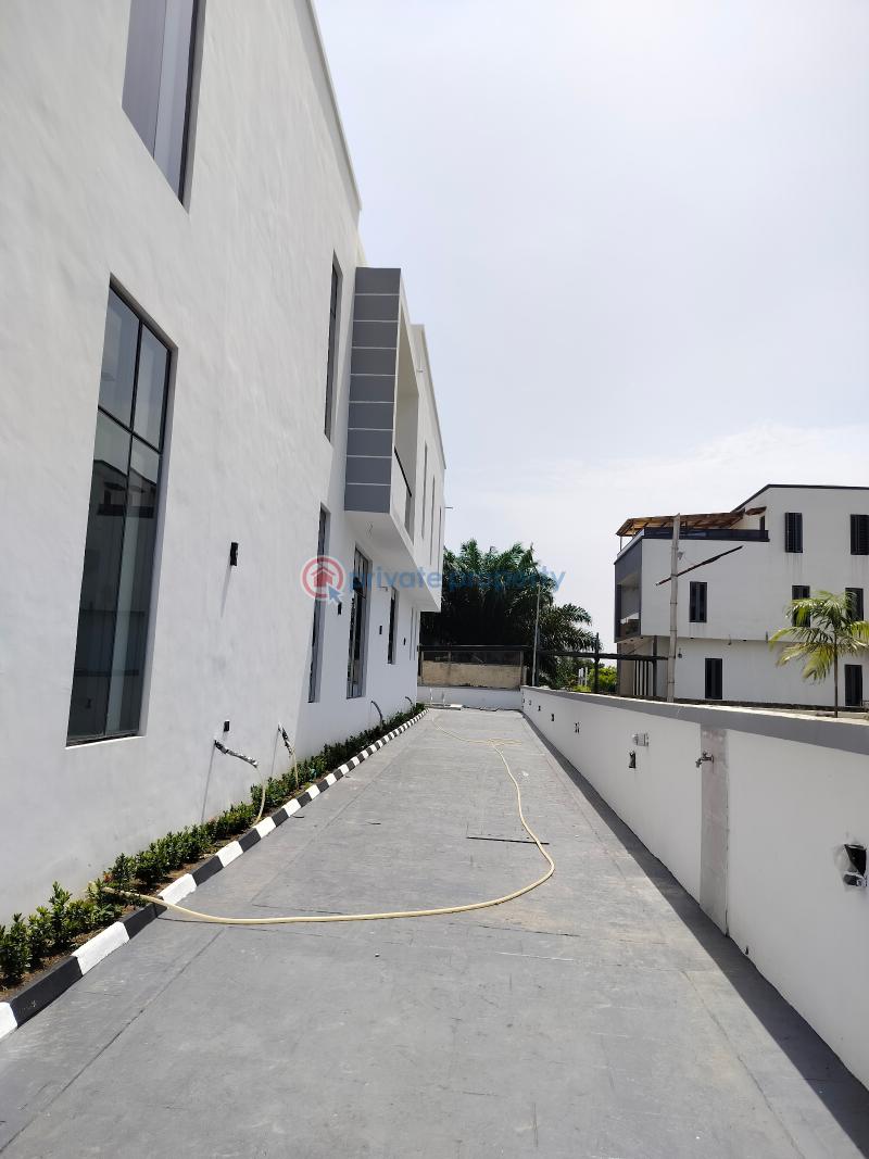 5 bedroom Duplex For Sale Royal Garden Estate Ajah Lagos - 3