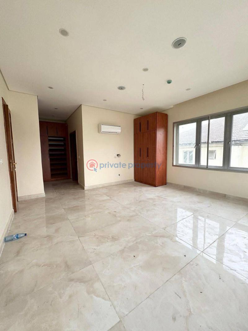 Brand new 5-bedrooms fully-detached duplex with bq for sale!! - 10 5 bedroom Detached Duplex For Sale Lekki Phase 1 Lagos - 10