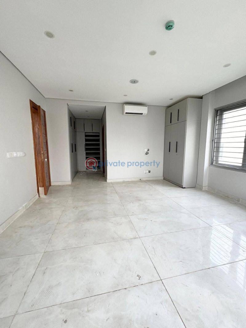 Brand new 5-bedrooms fully-detached duplex with bq for sale!! - 12 5 bedroom Detached Duplex For Sale Lekki Phase 1 Lagos - 12