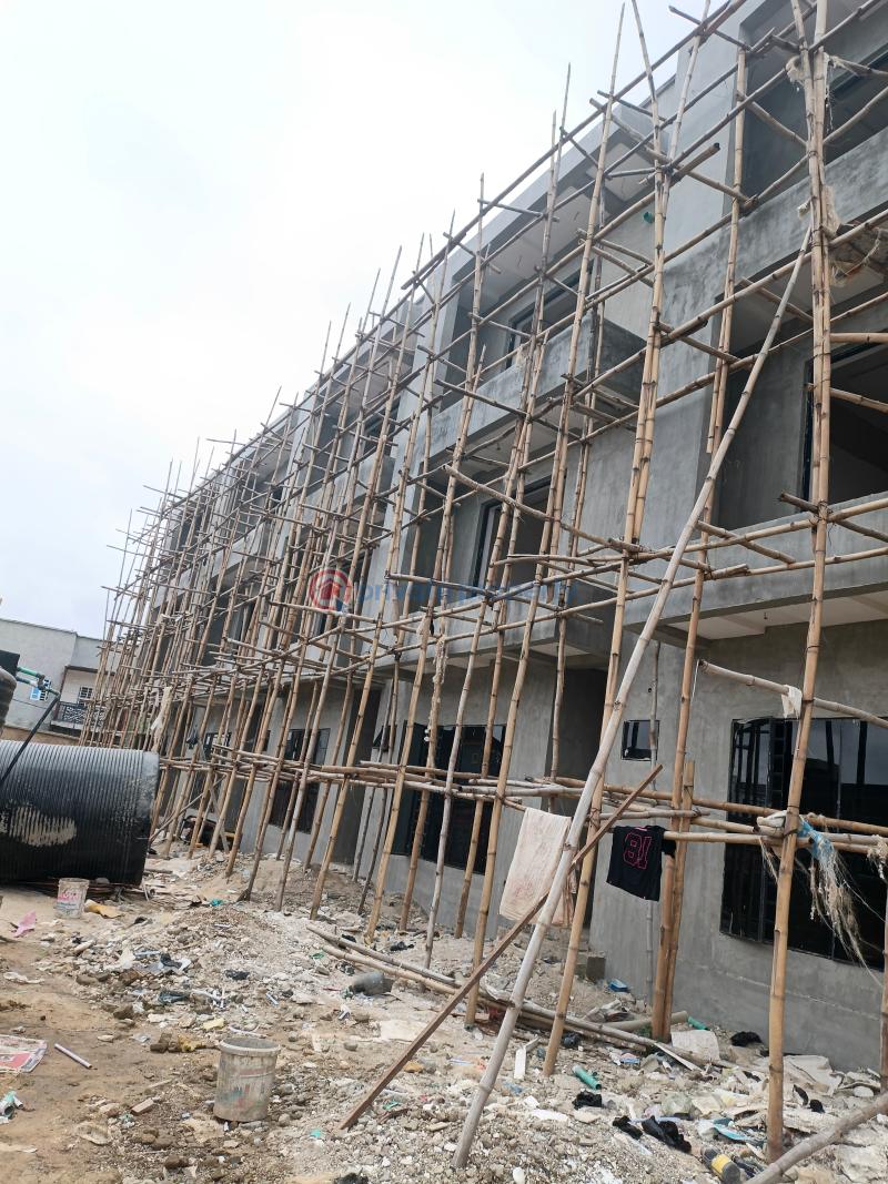 4 bedroom Terraced Duplex For Sale In A Gated Estate With Uniform Security Men Ogudu Ori-oke Lagos - 8