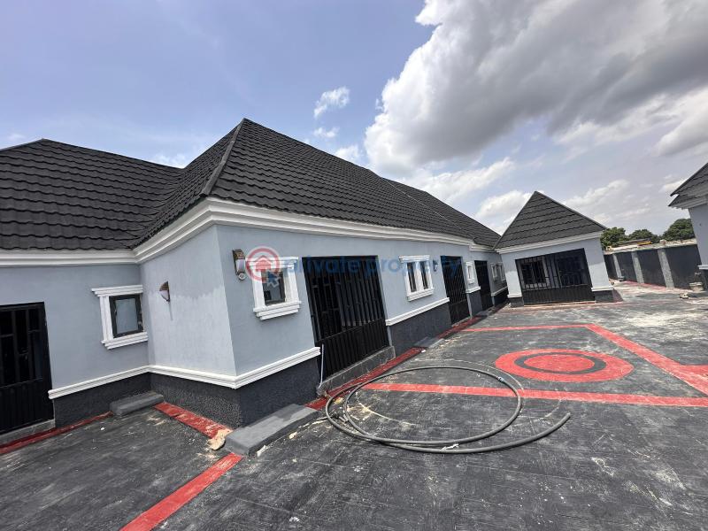 5 bedroom Block Of Flats For Sale Anagada,gwagwalada Area Council Abuja Gwagwalada Abuja Phase 4  - 2
