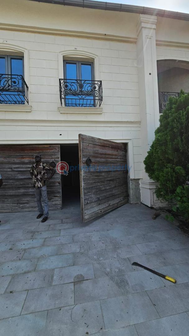 6 bedroom Detached Duplex For Sale Lekki Phase 1 Lagos - 12