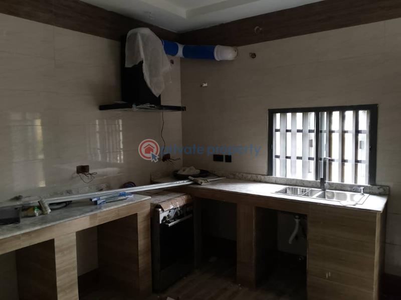 6 bedroom Detached Duplex For Sale Mutual Gardens Estate, Aka Itiam Uyo Akwa Ibom - 5