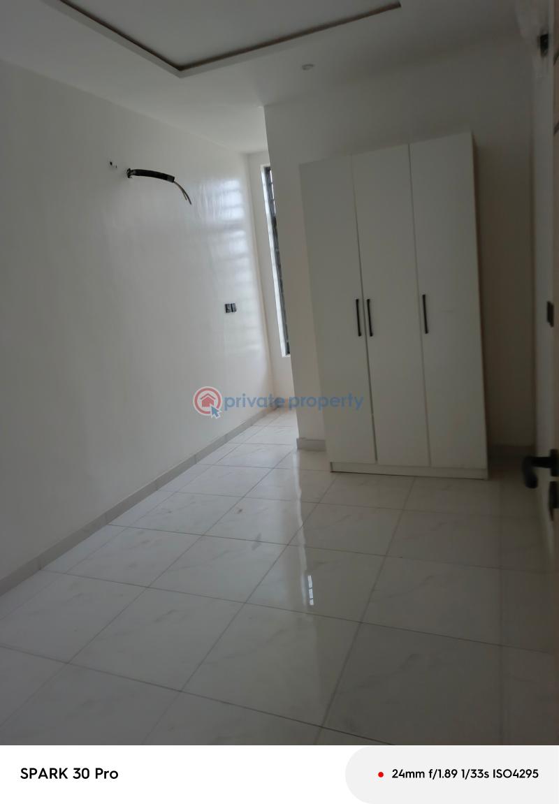 6 bedroom Duplex For Sale Lekki Expressway By 2nd Towgate Danfodio Estate Along Lekki Expressway Lagos - 3