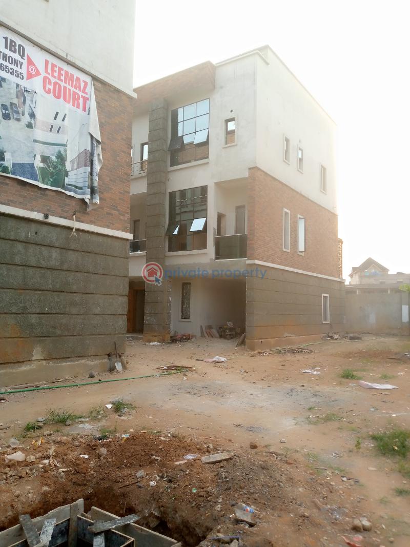 4 bedroom Flat & Apartment For Sale Off Gbagada Expressway, Anthony