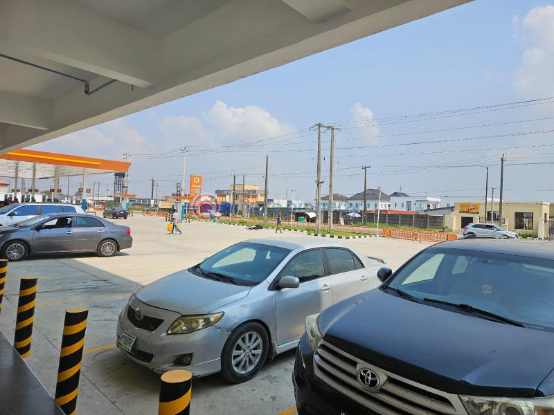 Shop For Rent Close To Mother & Child Maternity Hospital, Abraham Adesanya, Lekki Ogombo Ajah Lagos - 5