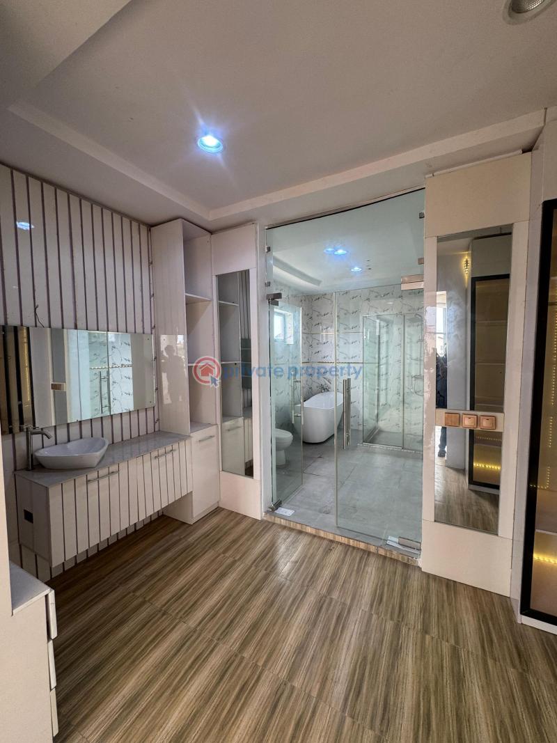 7 bedroom Detached Duplex For Sale Royal Garden Estate Ajah Lagos - 17
