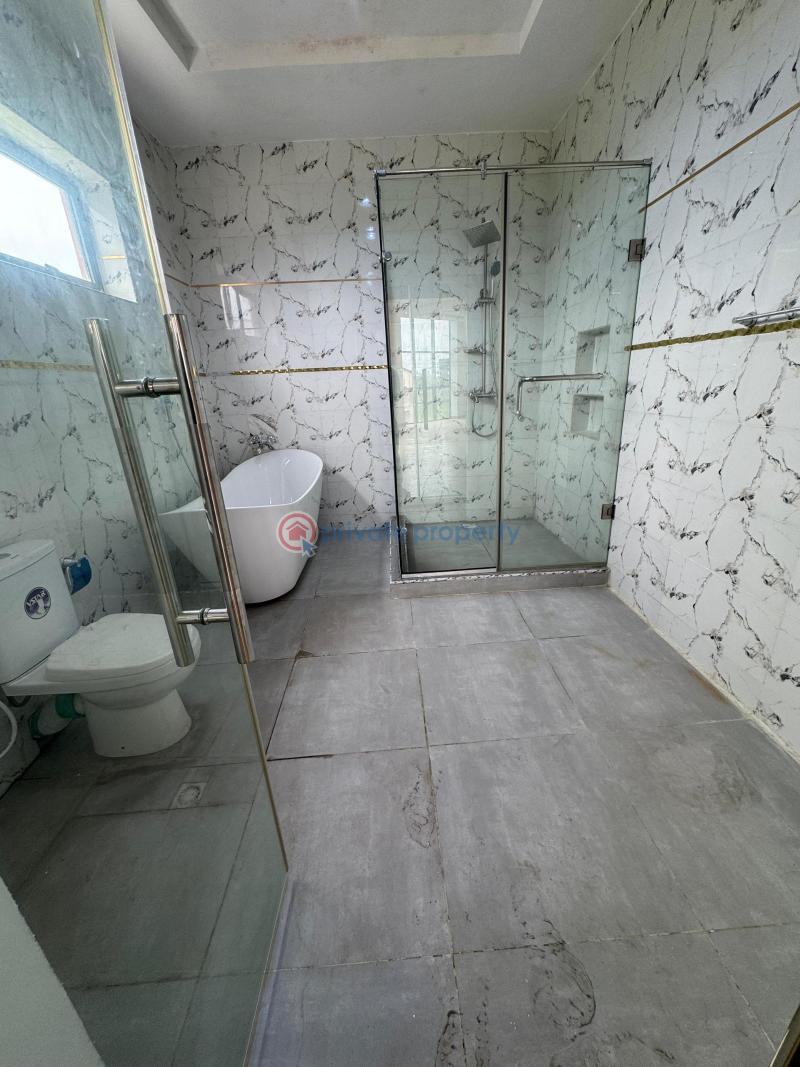 7 bedroom Detached Duplex For Sale Royal Garden Estate Ajah Lagos - 21