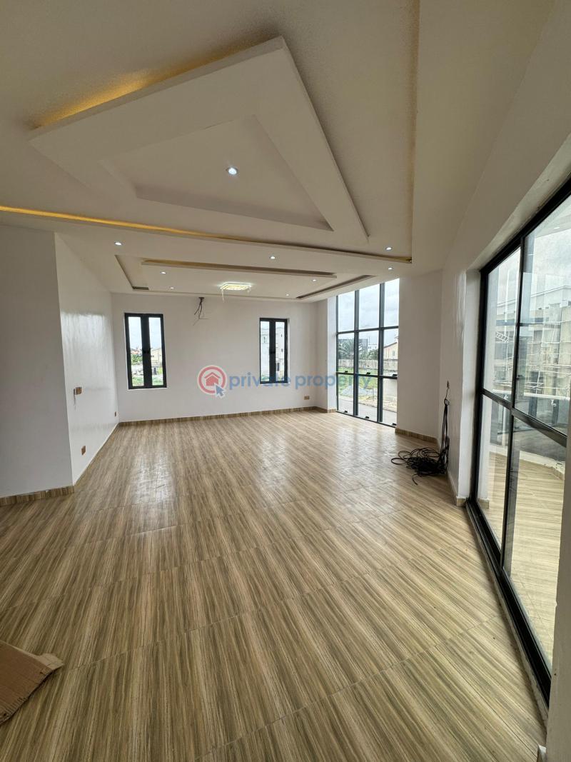 7 bedroom Detached Duplex For Sale Royal Garden Estate Ajah Lagos - 14
