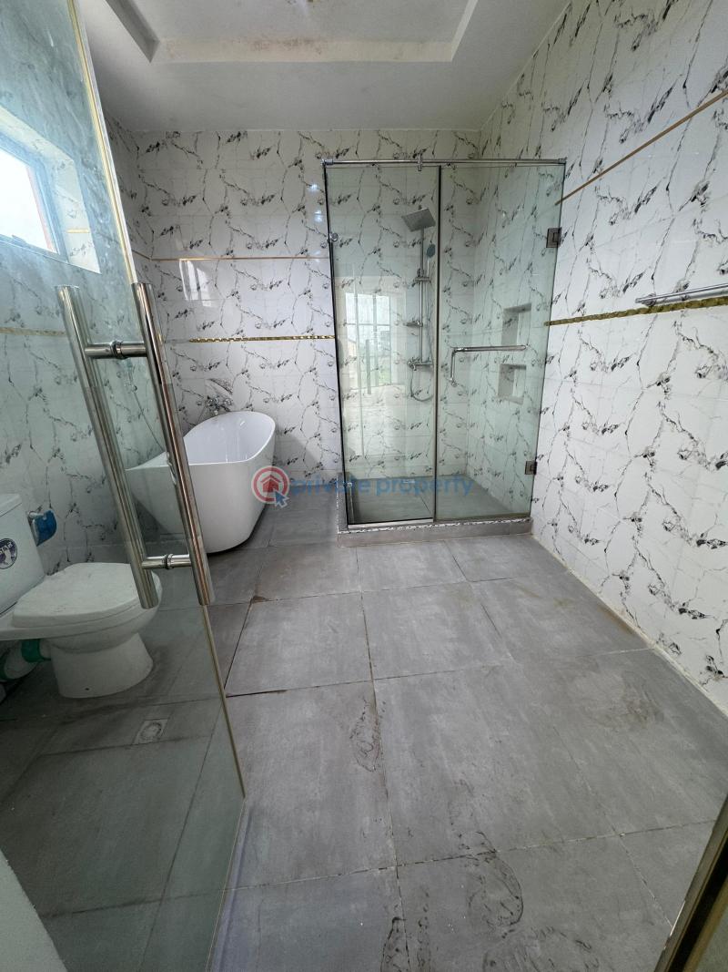 7 bedroom Detached Duplex For Sale Royal Garden Estate Ajah Lagos - 18
