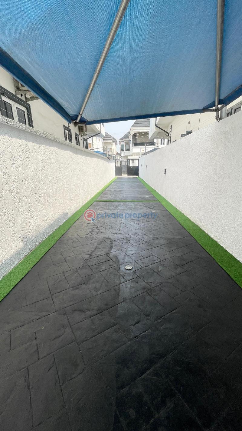 5 bedroom Detached Duplex For Sale Chevron Alternative Route Lekki Lagos - 14