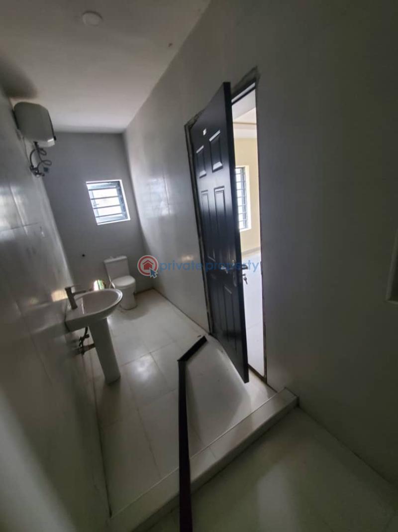 Brand new & serviced 2-bedroom apartment with optional bq - 5 2 bedroom Block Of Flats For Rent Orchid Lekki Lagos - 5