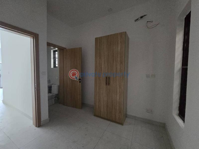 4 bedroom Semi detached Duplex For Sale Harris Drive, Beside Vgc Lekki Lagos - 5
