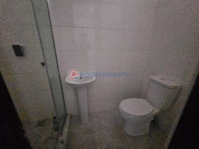 Brand new and fully serviced 2 bedroom apartment with concierge, elevator, swimming pool, gym, generator - 12 2 bedroom Block Of Flats For Sale Old Ikoyi Lagos - 12