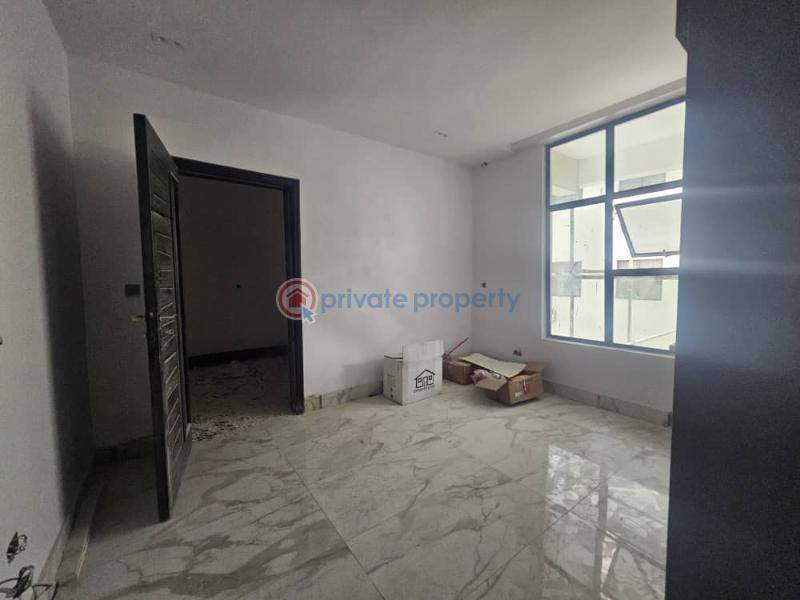 Brand new and fully serviced 2 bedroom apartment with concierge, elevator, swimming pool, gym, generator - 8 2 bedroom Block Of Flats For Sale Old Ikoyi Lagos - 8