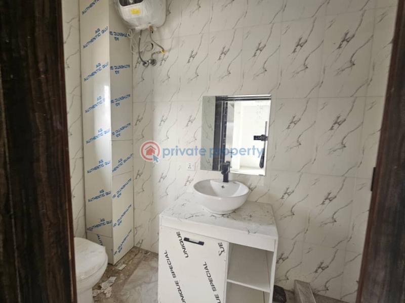 Brand new and fully serviced 2 bedroom apartment with elevator, swimming pool, gym, generator in old ikoyi. - 4 2 bedroom Block Of Flats For Sale Ikoyi Lagos - 4