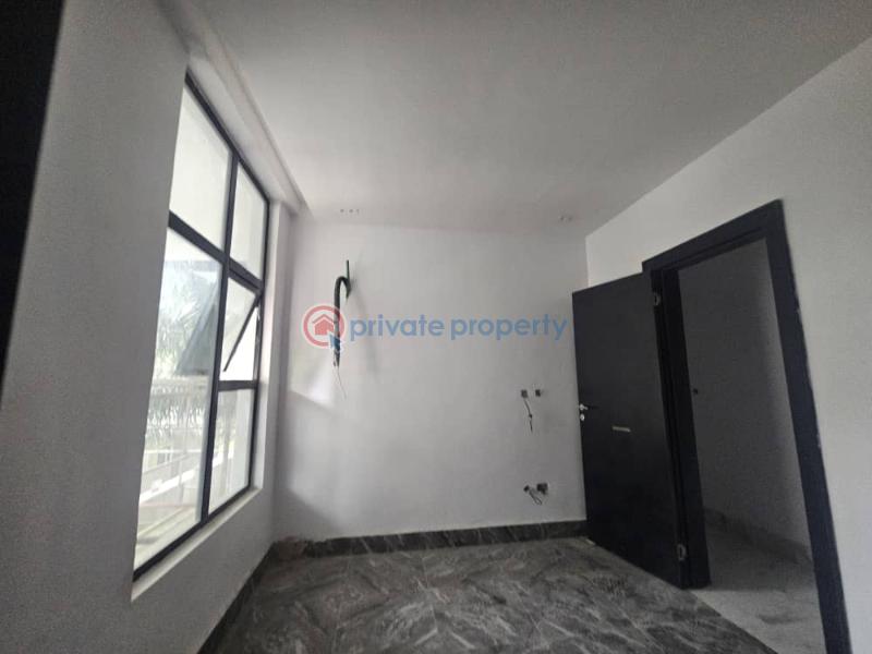 Brand new and fully serviced 2 bedroom apartment with concierge, elevator, swimming pool, gym, generator - 11 2 bedroom Block Of Flats For Sale Old Ikoyi Lagos - 11