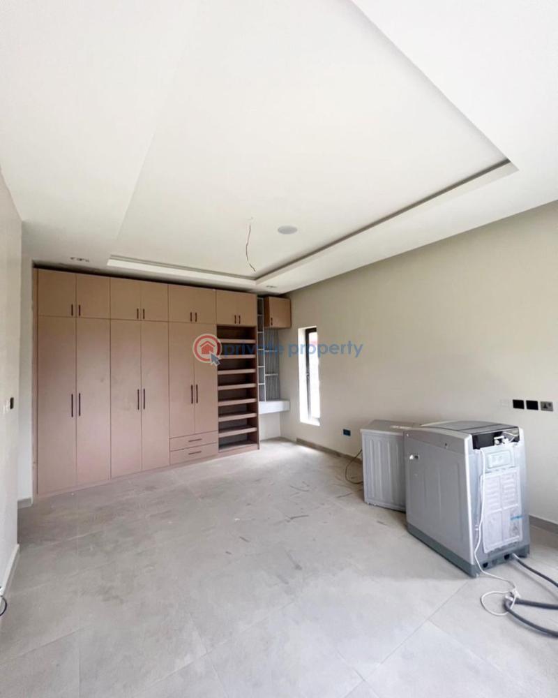 5 bedroom Duplex For Sale Guzape Abuja Phase 1  - 8