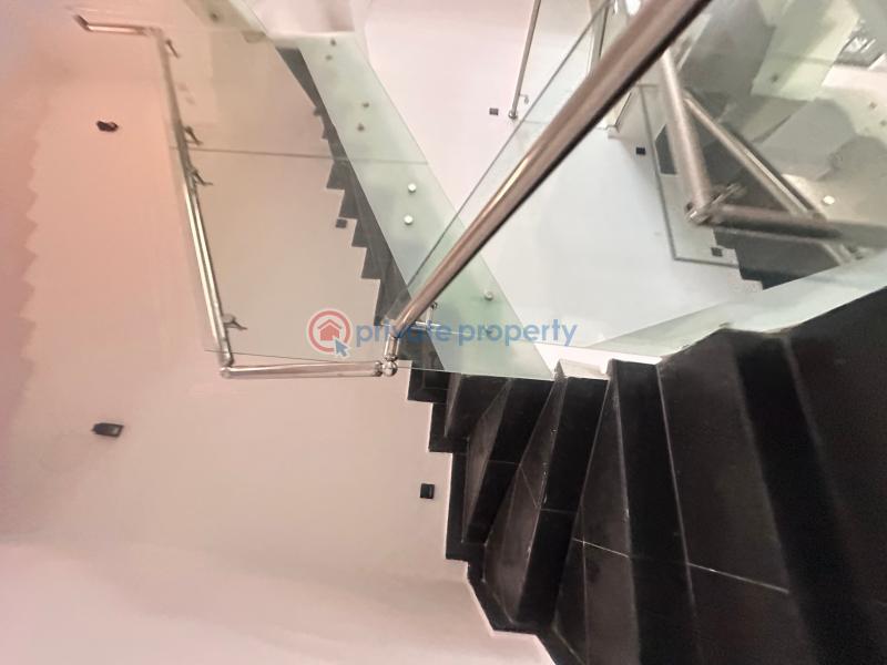 House For Rent Ligali Ayorinde Victoria Island Lagos - 3