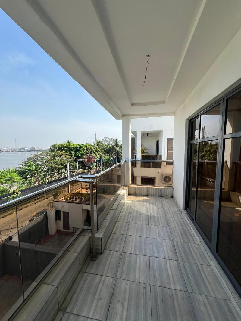 5 bedroom Semi detached Duplex For Sale Off Turnbull Road, Ikoyi Lagos - 11