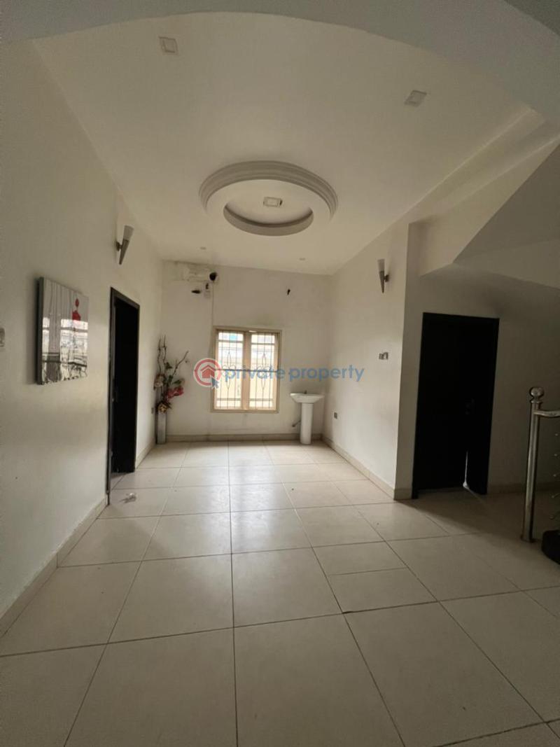 Room or Boys Quarter For Rent Westend Estate . Orchid Along Lekki Expressway Lagos - 17