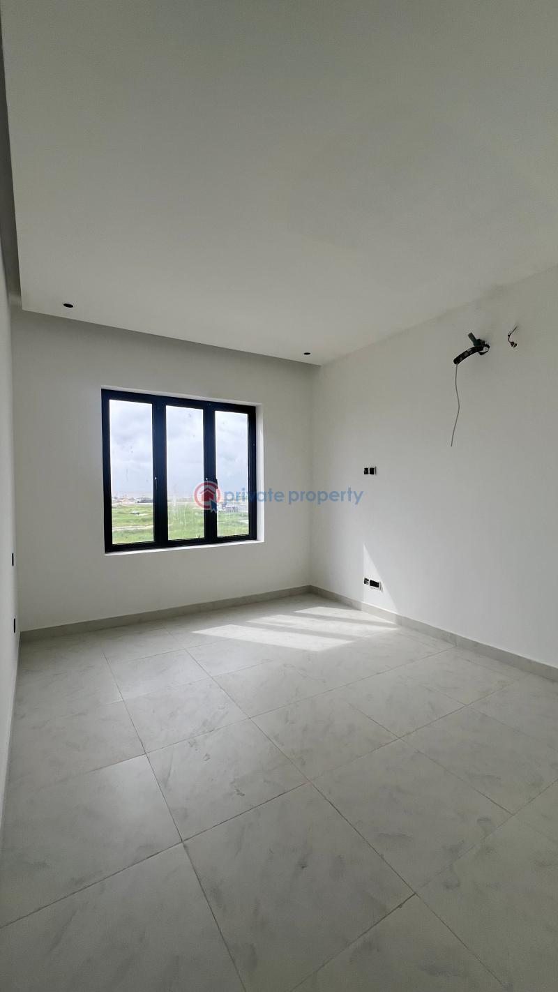 4 bedroom Semi detached Duplex For Sale Lagoon District Lekki Phase 1 Lagos - 10