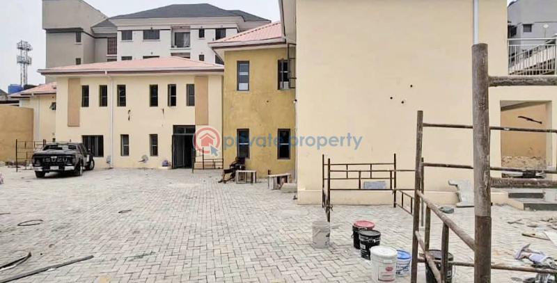 1 bedroom Flat & Apartment For Rent Lekki Phase 1 Lagos - 0